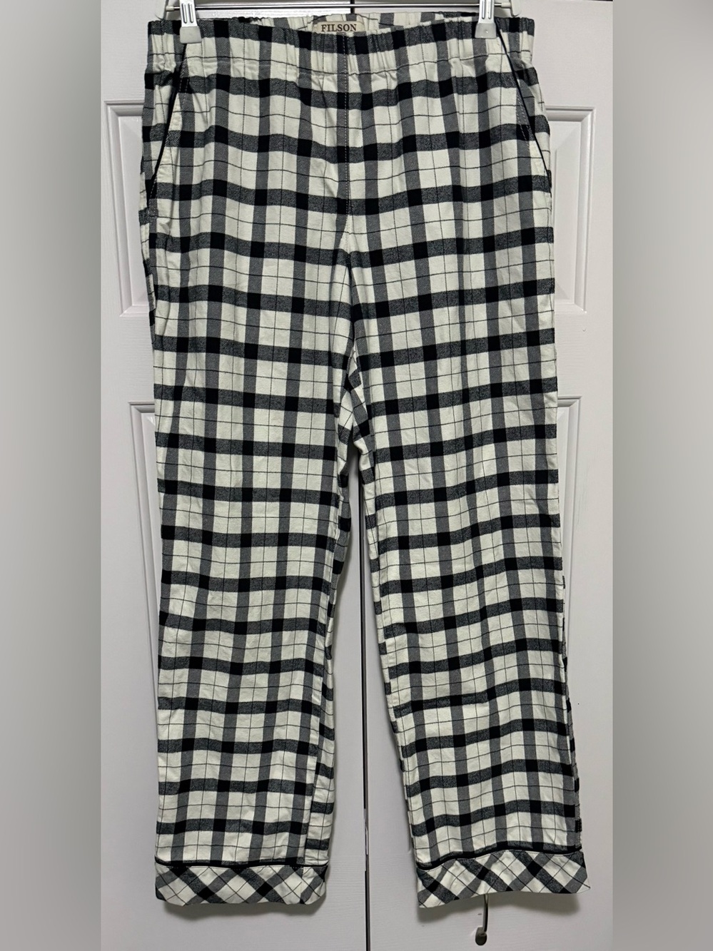 Filson USA Womens Medium Cream White Black Plaid Pajama Pants